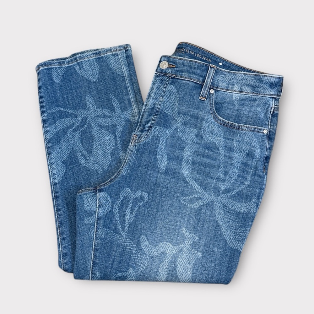 Chico’s So Slimming Girlfriend Slim Leg Ankle Floral Jeans